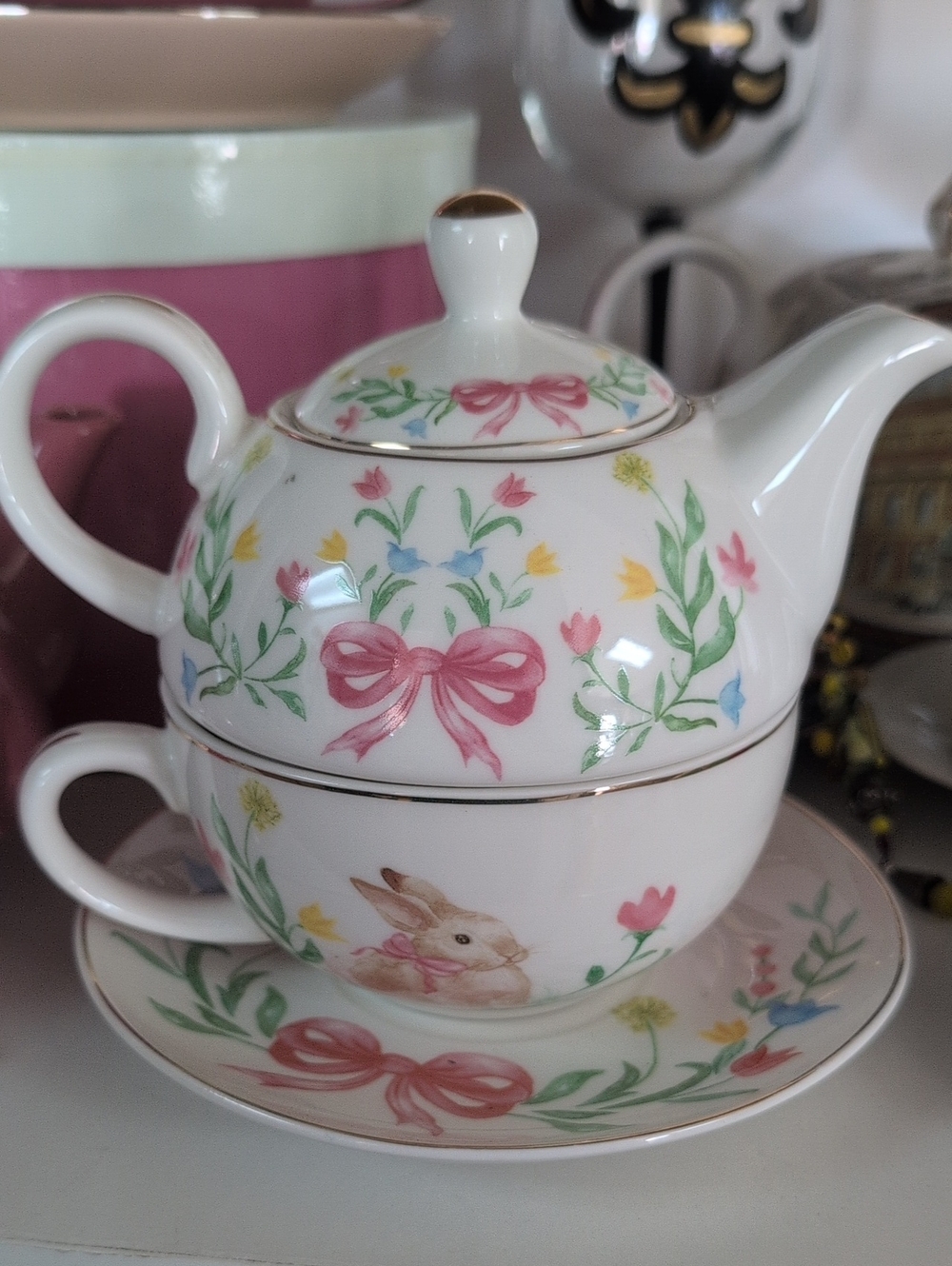 Porcelain Bunny & Floral Tea-for-One Set in Pink
